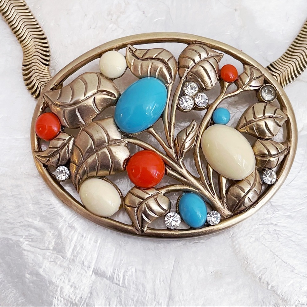 Gold Tone Faux Coral Turquoise Pendant Necklace - Picture 4 of 8
